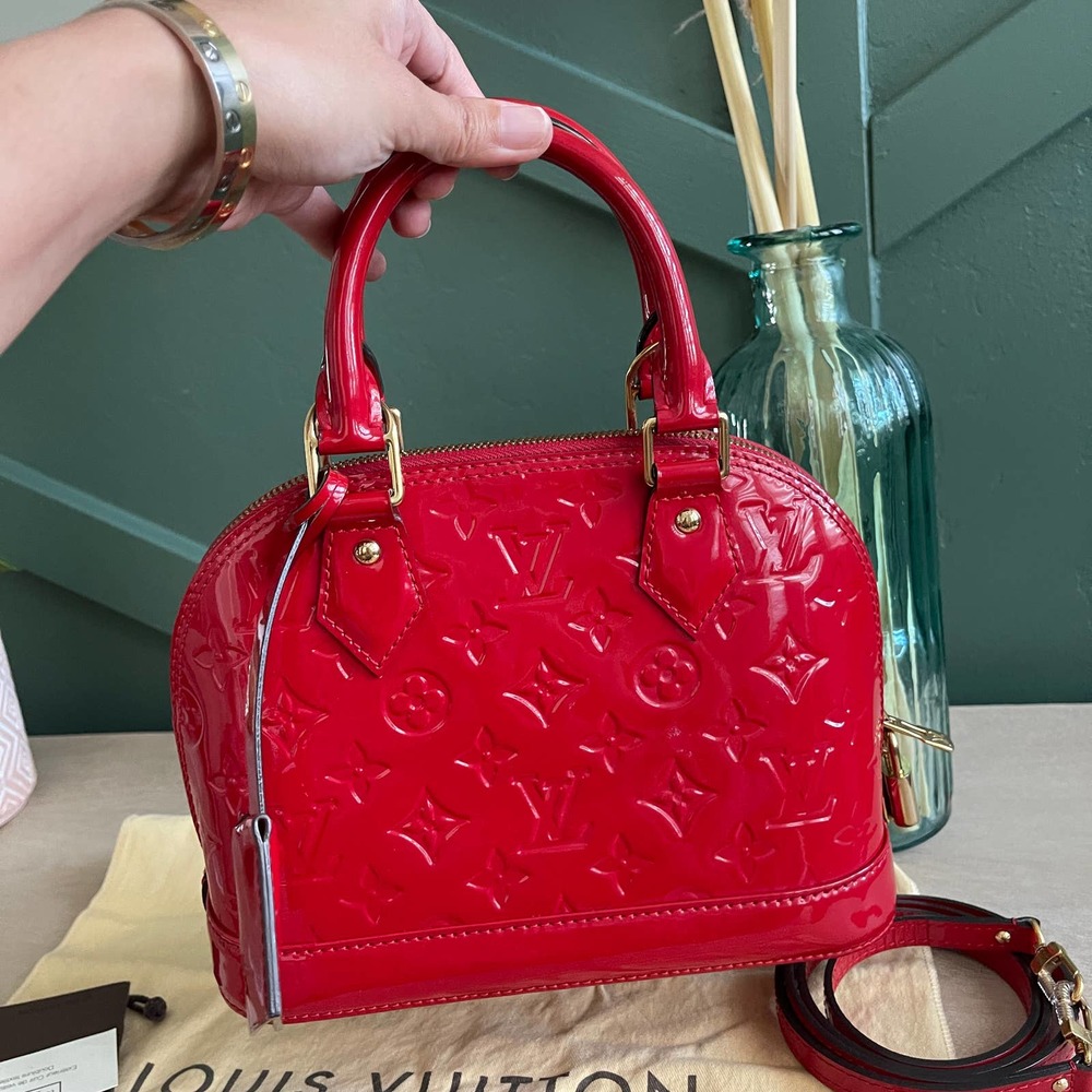 ❌SOLD❌Louis Vuitton BB Alma Vernis  Red Leather Crossbody Bag - Picture 3 of 13